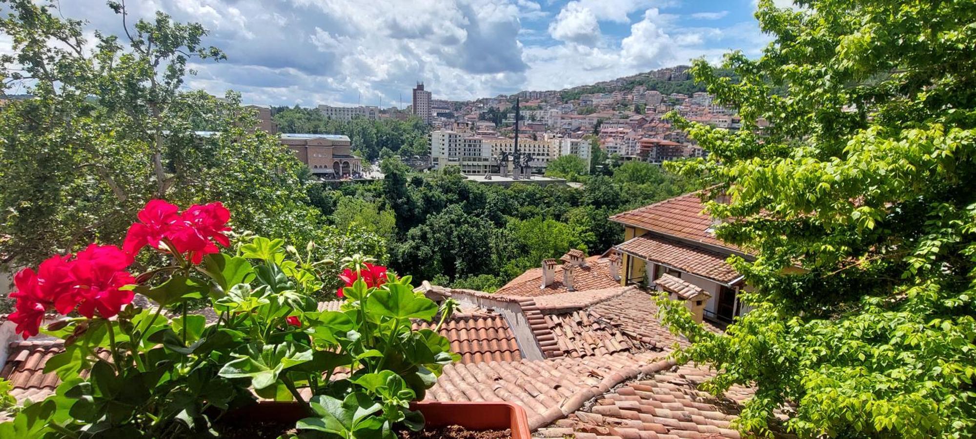 Paradise Apartment - Breathtaking View Veliko Tărnovo Camera foto